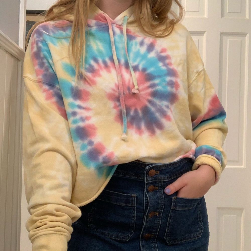 Daydreamer Tie Dye Cropped Hoodie
